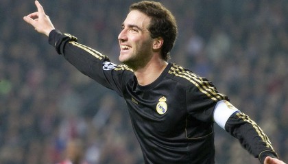 爱游戏体育-中超冠军突破在即，亚冠赛场能否实现零的突破？