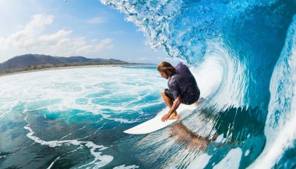 爱游戏体育_英超前瞻预测，狼队主场迎战曼联，副班长首胜梦碎？阿莫林战术驱动红魔逼近欧冠区