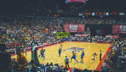 爱游戏体育|斯卢茨基赛前预判，与中央海岸水手交锋将呈现胶着态势