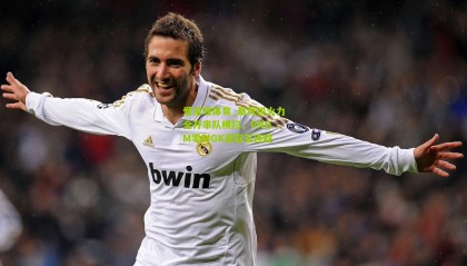 爱游戏体育_暴风锐火力全开率队横扫，RNG.M零封GK豪取五连胜