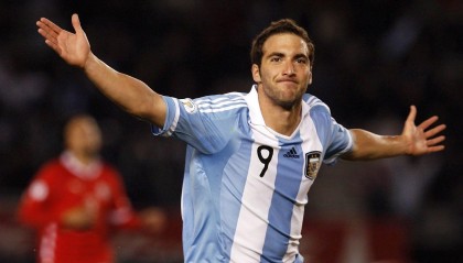 爱游戏体育|快乐男孩巴坎布危机中挺身而出，比利奇凭借关键胜利打响翻身仗