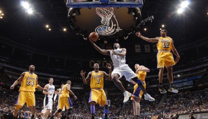 【爱游戏体育】小克鲁伊夫阐释保级哲学，舍弃华丽场面，凭热血拼搏赢取生存