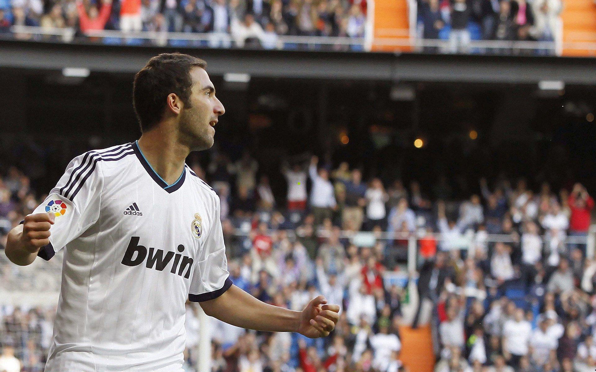 西蒙斯揭秘，与弗兰克对话成转折点，热刺新援矢志铭刻功勋